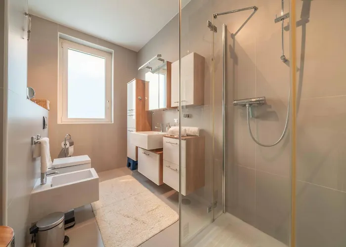 Italian Getaway * Maccagno